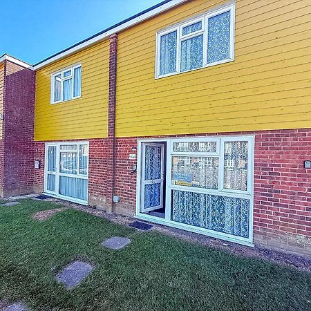 Lovely 5 Berth Chalet In The Coastal Village Of Hemsby Ref 18164B Buitenkant foto